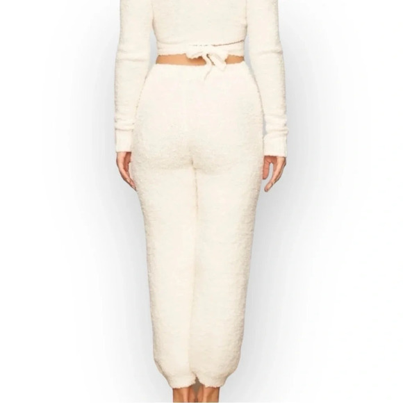 SKIMS Cozy Knit Jogger  Lounge Pants in Bone 2X/3X - Picture 2 of 9